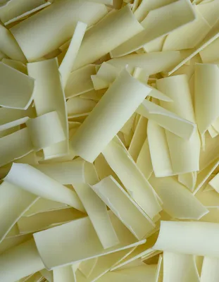 Belcolade White Chocolate Shavings